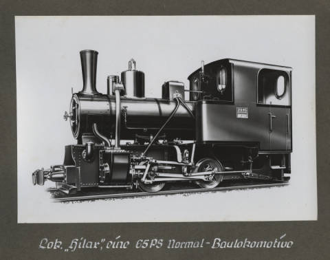 Standard steam engine of a type which was in use with brick factories, road builders, etc. all over Europe between the twenties and the fifties