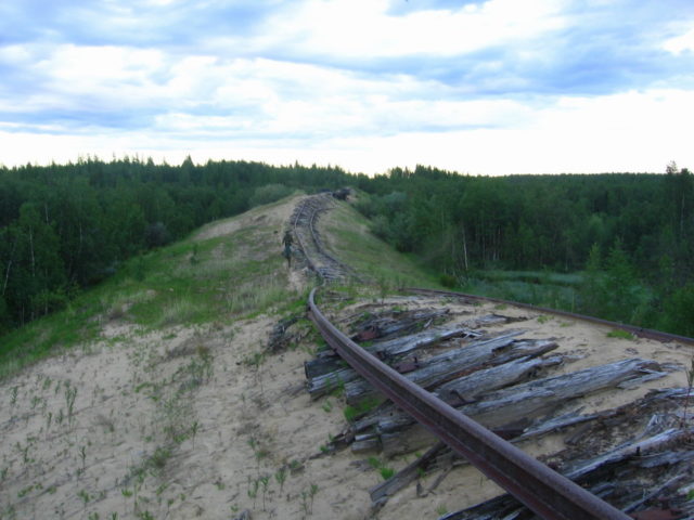 Leftovers od the Transpolar Railway between Salekhard and Nadym. Source