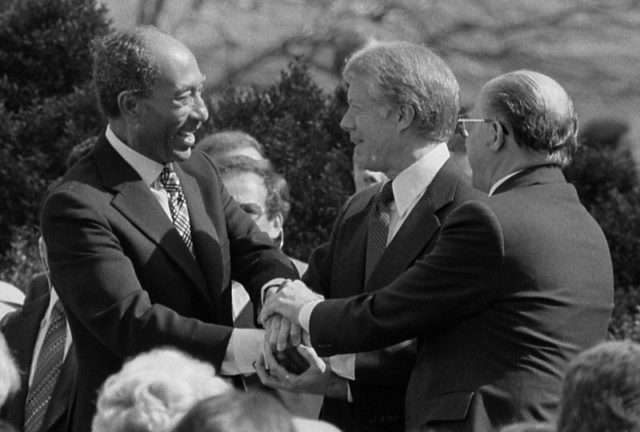 Anwar Sadat, Jimmy Carter and Menachem Begin at the White House, 1979. Wikipedia/Public Domain