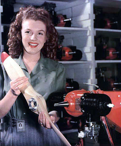 Marilyn Monroe with a RP-5's propeller Source: Wikipedia/Public Domain