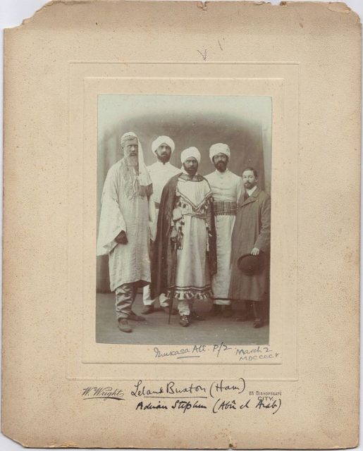 "Prince Musaka Ali and his suite" were in fact students (L-R) Adrian Stephen, Robert Bowen Colthurst, Horace Cole, Leland Buxton and 'Drummer' Howard. In this guise, they hoaxed the Mayor and citizens of Cambridge. By W. Wright, Bishopgate - Source was The 'Dreadnought' Hoax by Adrian Stephen.Updated from http://www.martyndowner.com/books/the-sultan-of-zanzibar/attachment/16-01-2010-222422/, PD-US, https://en.wikipedia.org/w/index.php?curid=40835603