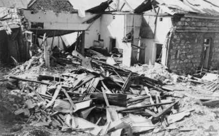 Remains of the Darwin Post Office after the first Japanese raid in 1942