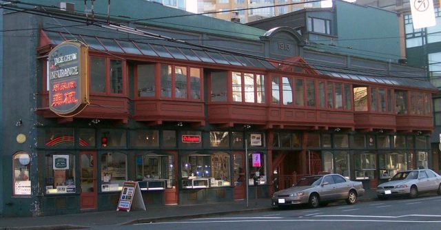 Sam Kee Building at Carrall and Pender Streets in Vancouver. Wikipedia/Public Domain