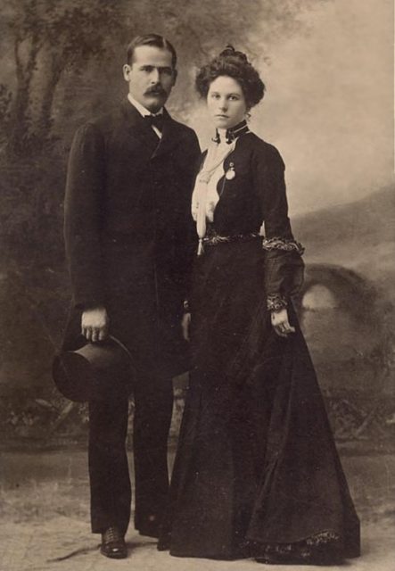 Sundance Kid and Wife. By DeYoung Photography Studio, PD-US