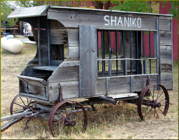 A jail wagon. By Don Graham Flickr CC BY-SA 2.0