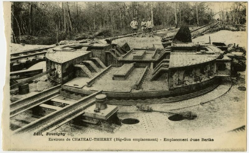 A Paris gun turntable mounting, as captured by Unites States forces near Château-Thierry, 1918 postcard