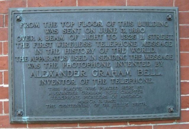 A historical plaque on the side of the Franklin School in Washington, D.C. which marks one of the points from which the photophone was demonstrated. Wikipedia/Public Domain