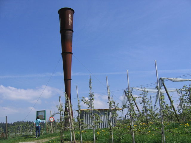 A modern hail cannon at a field in Germany. By ANKAWÜ CC BY-SA 3.0