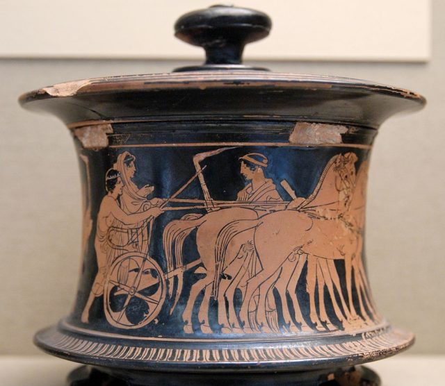 An Attic pyxis, 440–430 BC. British Museum By English: Marlay Painter - Jastrow (2007), CC BY 2.5, https://commons.wikimedia.org/w/index.php?curid=2596328