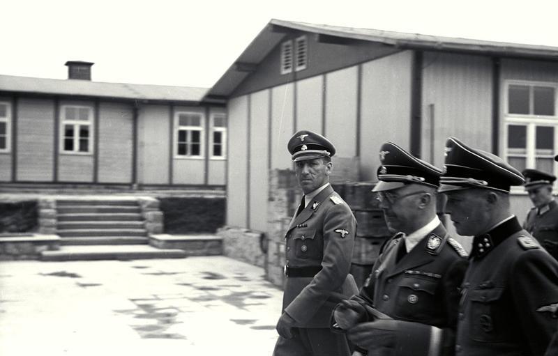 Kaltenbrunner with Himmler and Ziereis at Mauthausen in April 1941. Source: By Bundesarchiv, Bild 192-029 / CC-BY-SA 3.0