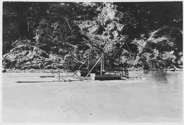Fish-wheel on Yukon River. Wikipedia Public Domain