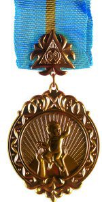 Kazakh "Алтын алка" ("Golden pendant")
