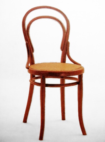 Nr.-14-Chair. By Holger.Ellgaard - Own work, CC BY-SA 3.0, https://commons.wikimedia.org/w/index.php?curid=3476071