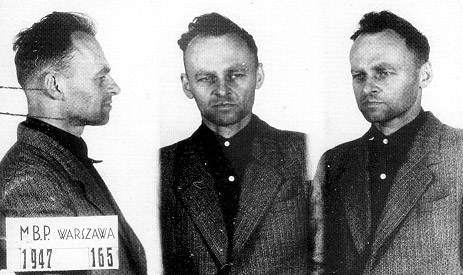 Photos of Pilecki from Warsaws Mokotow Prison in 1947.