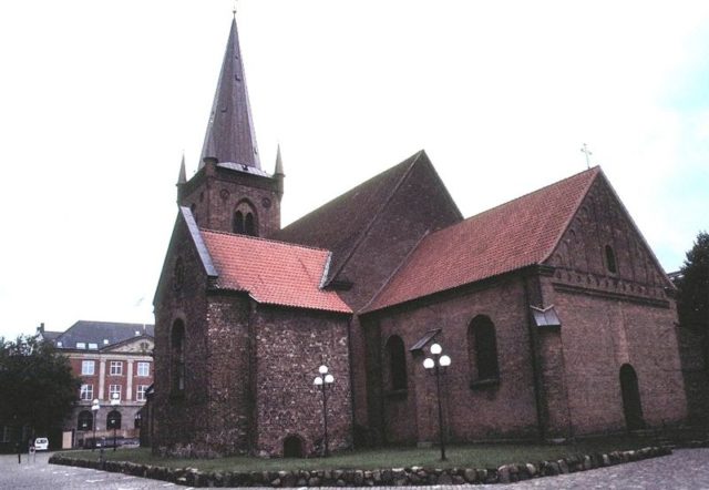 st-nicolai-church-denmark-image-by-hideko-bondesen-cc-by-sa-2-5