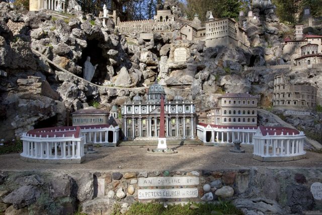 St. Peters Church in Rome model at the Ave Maria Grotto. By Carol M. Highsmith Public Domain