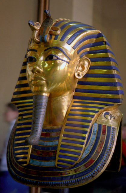  The Royal Cobra (Uraeus), representing the protector goddess Wadjet, atop the mask of Tutankhamun. By Jerzy Strzelecki - Own work, CC BY-SA 3.0, https://commons.wikimedia.org/w/index.php?curid=3192321