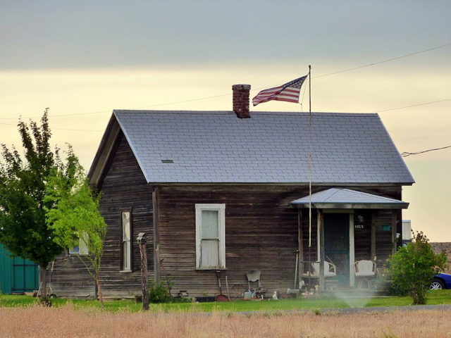 The historic house (built ca. 1900) located on the southwest corner of C and 6th Streets. y Ian Poellet CC BY-SA 4.0