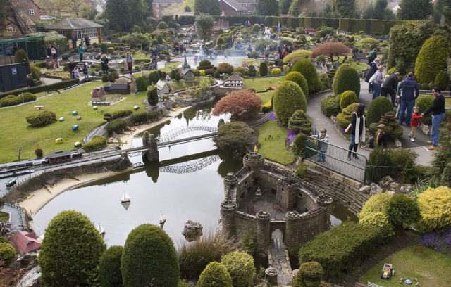 View over Bekonscot. By MichaelMaggs CC BY-SA 2.5