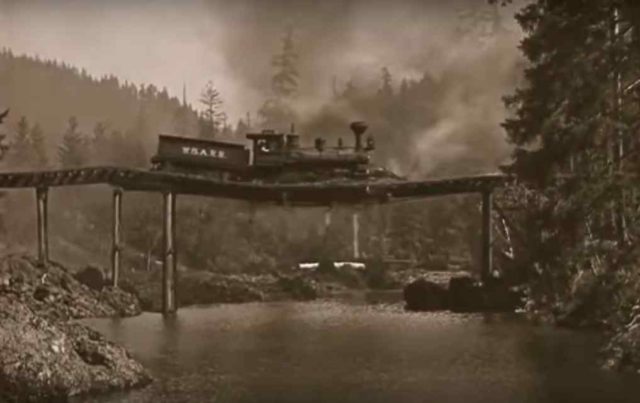 The train scene from "The General". Source: YouTube