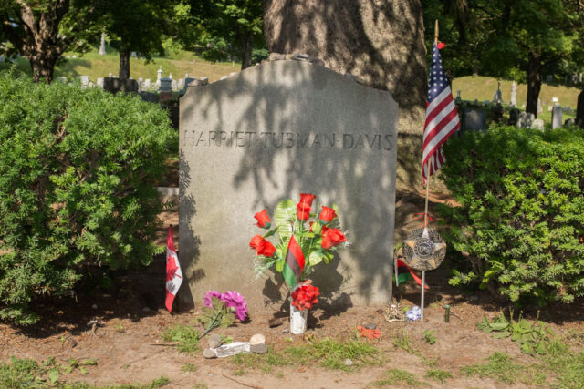 the grave of Harriet Tubman