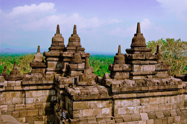 Borobudur is located in an elevated area between two twin volcanoes, Sundoro-Sumbing and Merbabu-Merapi, and two rivers, the Progo and the Elo. Photo Credit