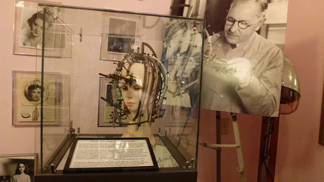 In the 1930s, Max Factor invented this scary-looking machine to aid in the perfect application of makeup. Hollywood Entertainment Museum. Photo by Jllm06 CC BY SA 4.0
