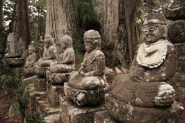 Jizu statues by the stream. Photo Credit