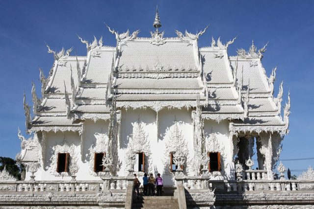 The main building is painted white to symbolise Buddha’s purity. Photo Credit
