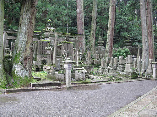 There are over 200, 000 gravestones. Photo Credit