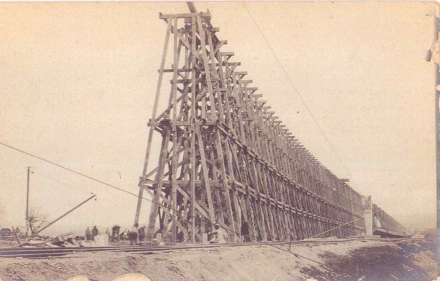 Erie – Constructing Trestle over B&S Railroad