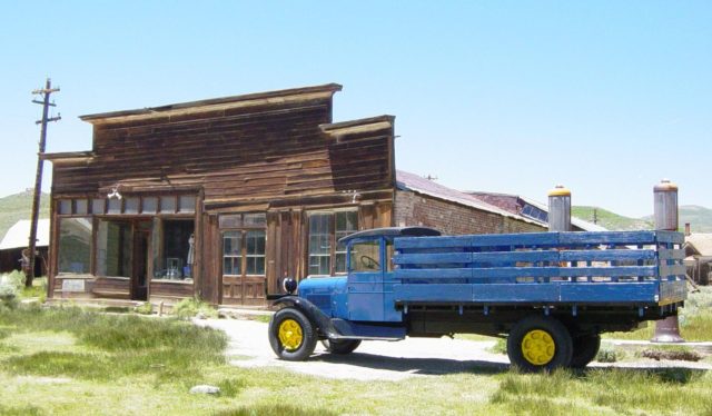 Bonne Store and Warehouse