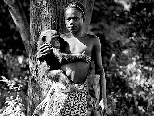 1906 photograph of Ota Benga, described as being taken at Bronx Zoo. Author unknown. Photo Credit