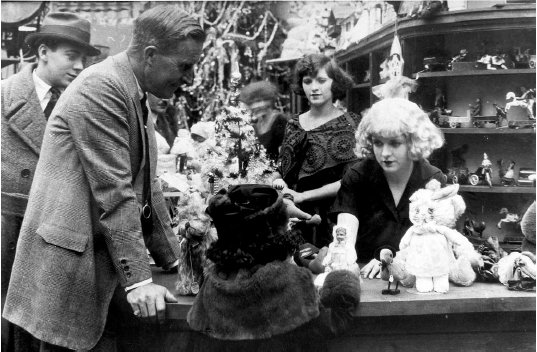 William Desmond Taylor directing May McAvoy in the silent film Top of New York (1921), several months before his death