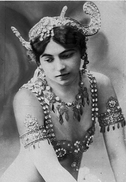 Mata_hari_en_1907