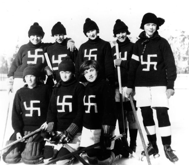 Fernie Swastikas women’s hockey team, 1922. Photo Credit