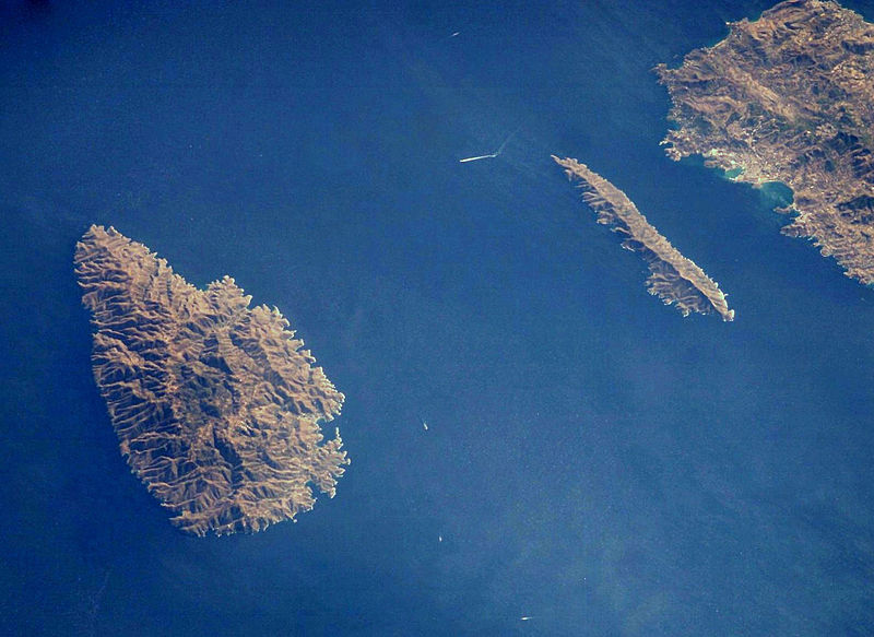 The channel between Kea (left) and Makronisos; Britannic sank closer to Kea