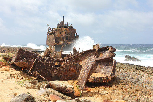 Shipwreck (Maria Bianca Guidesman) on Klein Curacao Photo Credit