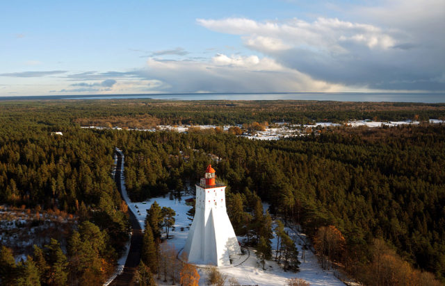 Kõpu Lighthouse was previously known under its Swedish name, Upper Dagerort lighthouse.Photo Credit