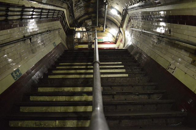 Steps to platform. Photo Credit