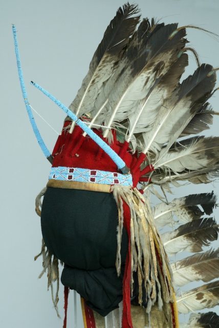 Detail of Plains headdress. Photo Credit 