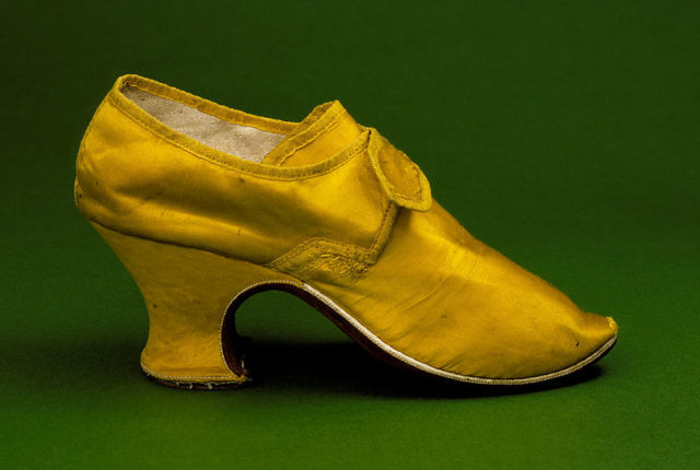 Woman's shoe