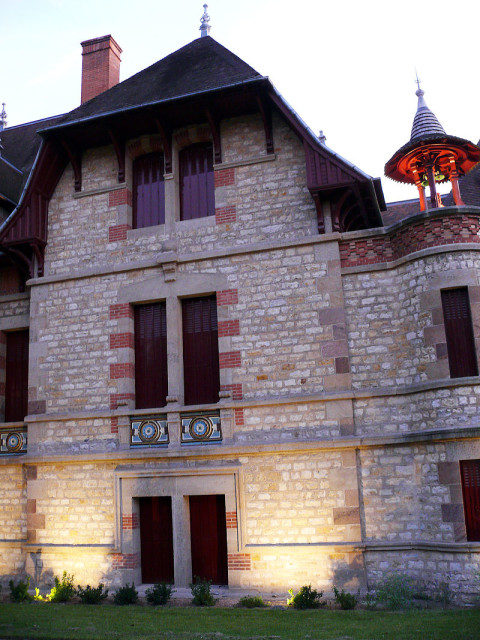 Maison Mantin - Moulins Photo Credit