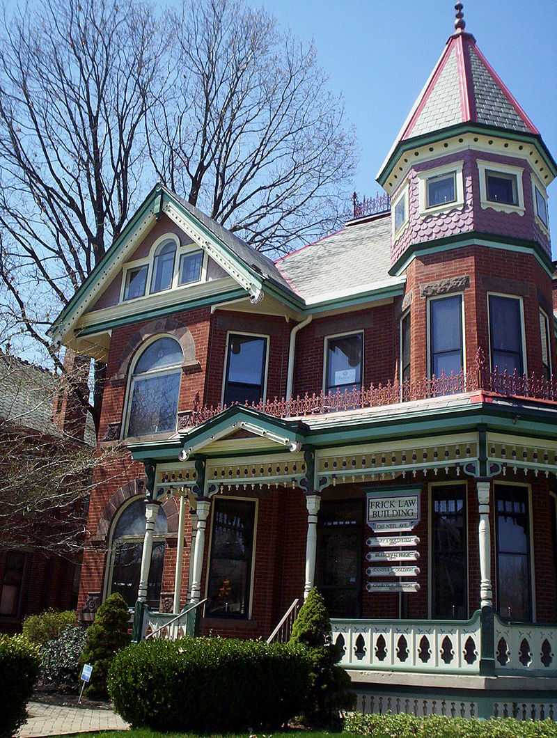 One of many grand homes lining Neil Avenue. Photo Credit