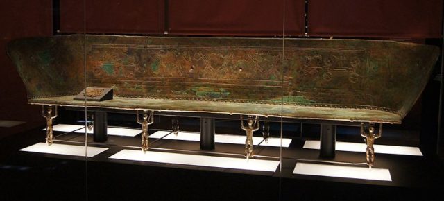 Celtic klinai, found in Hochdorf, Landesmuseum Württemberg. Photo Credit