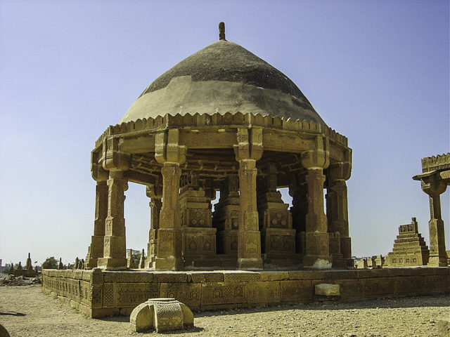 Chaukhandi Tombs Sculpture. Photo Credit