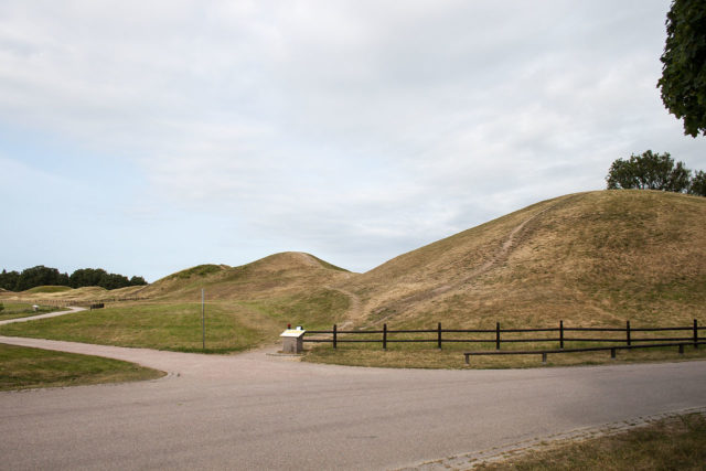 The Royal Mounds are dated to the 5th and 6th centuries.