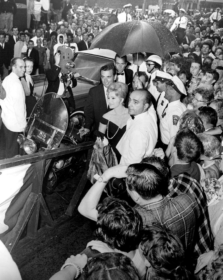 Gabor arriving at a movie premiere in 1962