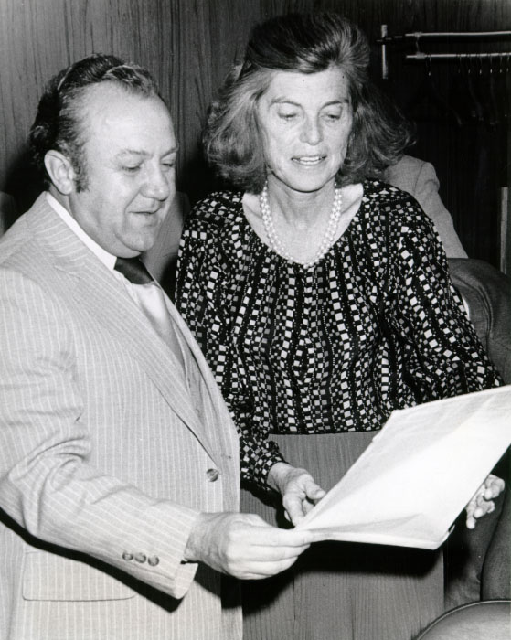 Soviet artist Zurab Tsereteli with Special Olympics founder Eunice Kennedy Shriver. Photo Credit