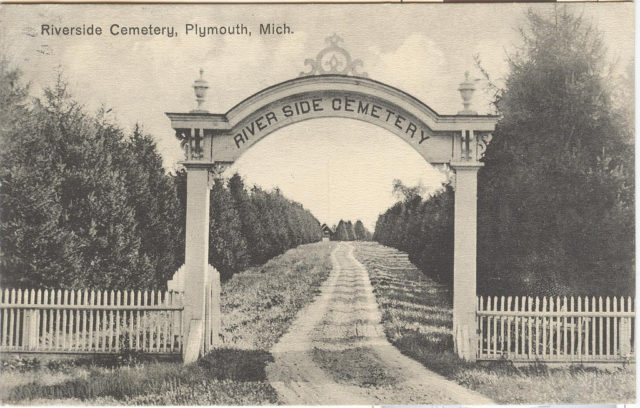 , Riverside Cemetery, Plymouth, Michigan. Photo Credit